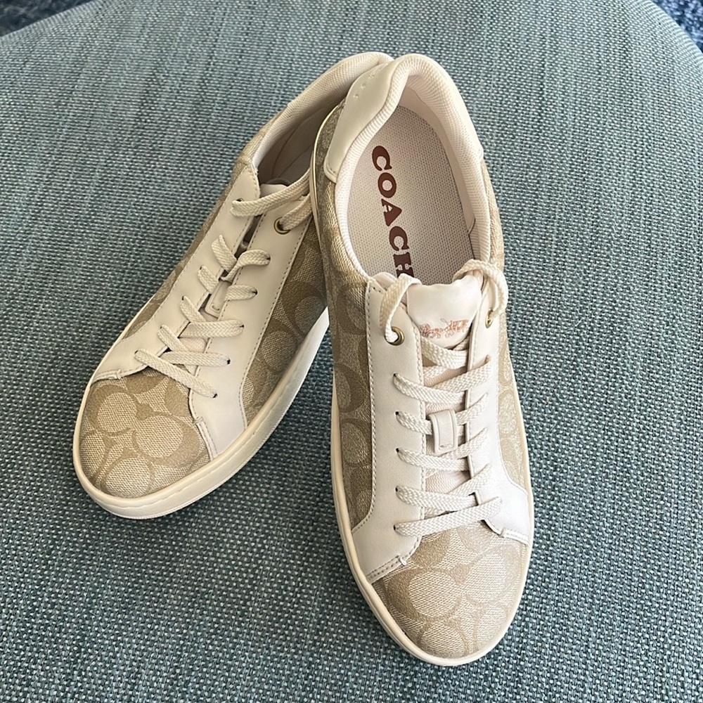Like New Coach sneakers